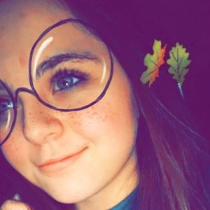 Meet your Posher, Lynn